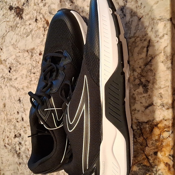 FILA Men's Action Stride Sneaker - Picture 5 of 5